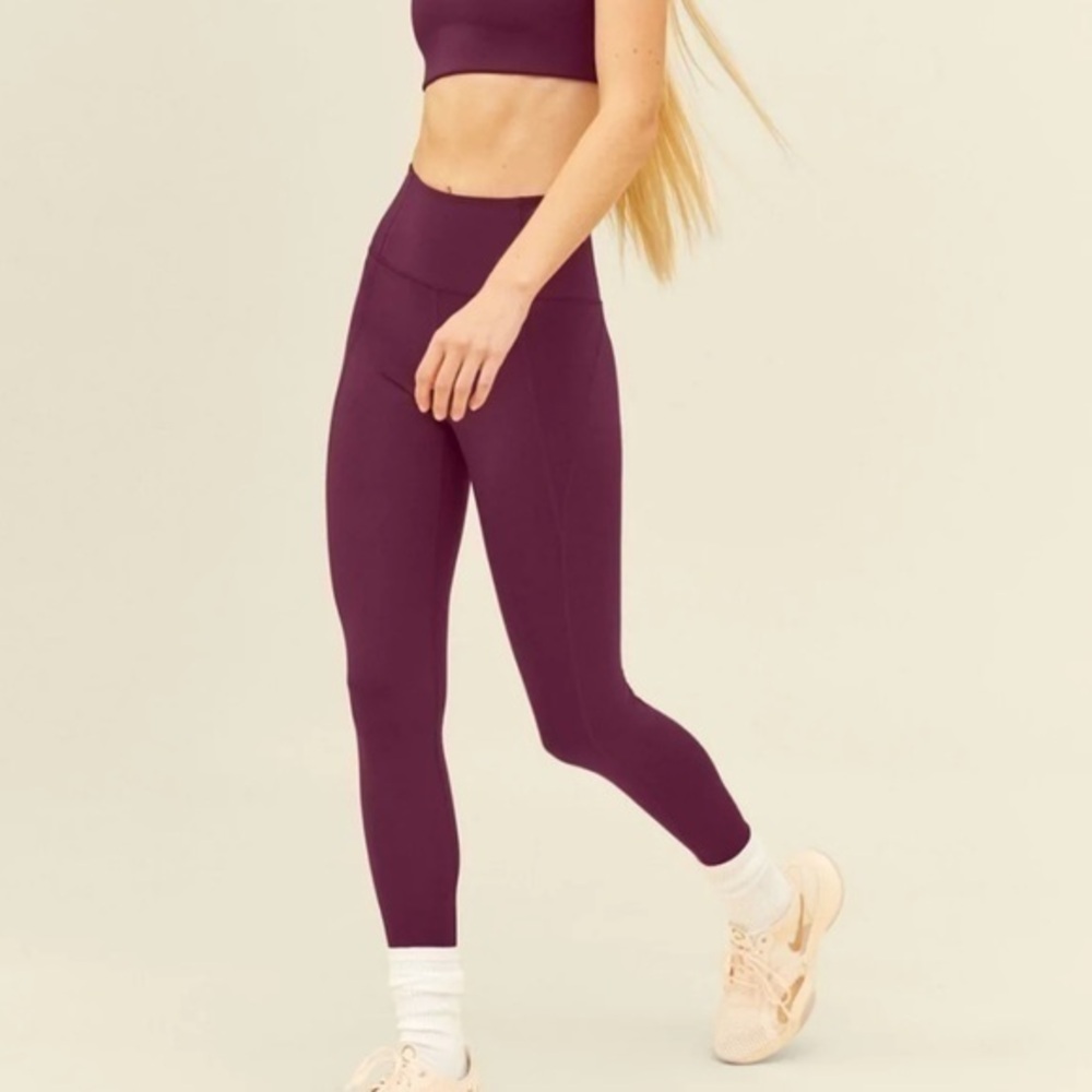 NWT Girlfriend Collective Compressive Pocket Leggings in Plum